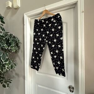 LOFT Riviera Pants Marisa Fit NWT Size 6P Black White Floral Cropped